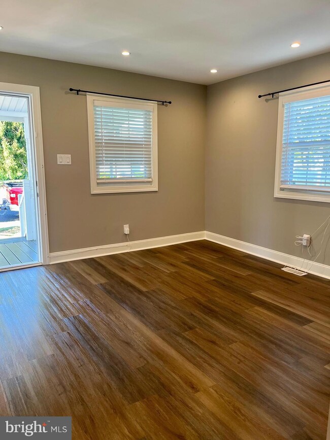 426 5th Ave, Lindenwold, NJ 08021 - photo 4