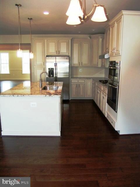 23254 Evergreen Ridge Dr, Ashburn, VA 20148 - photo 5