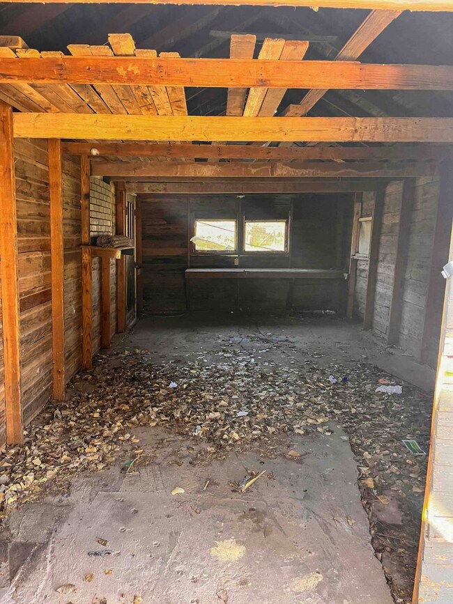 1406 N 12th St, Enid, OK 73701 - photo 6