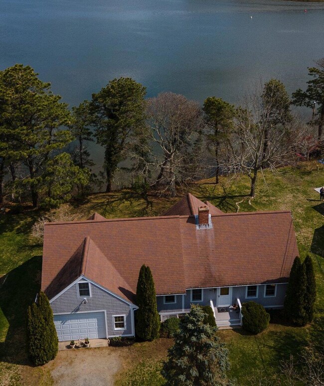 10 Buttercup Ln, South Yarmouth, MA 02664 - photo 3