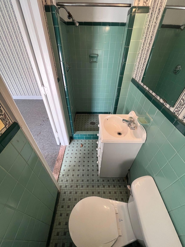 7629 Williamson Rd unit 9, Roanoke, VA 24019 - photo 3