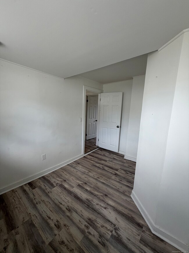 165 W Main St, Canaan, CT 06018 - photo 5