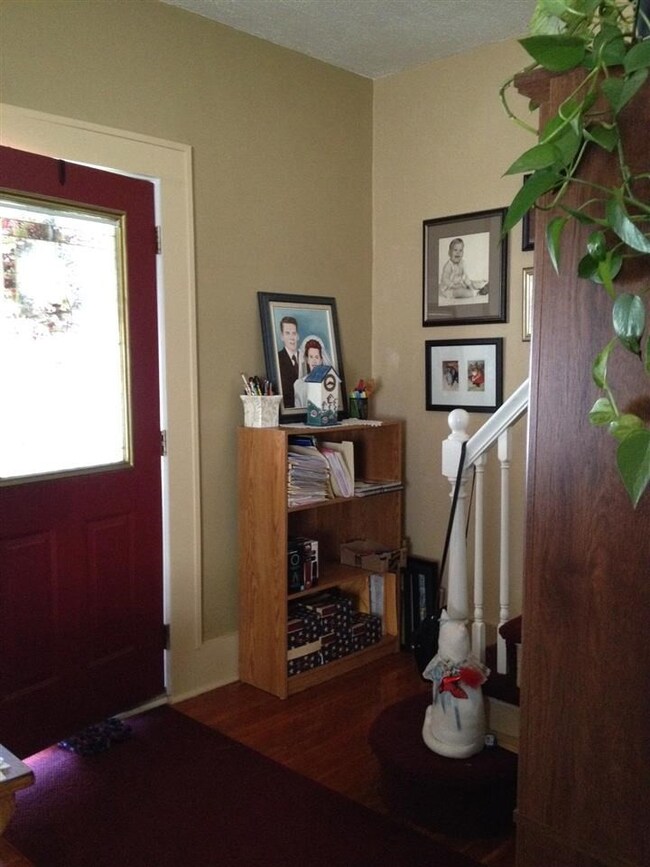 54 109th St, Troy, NY 12182 - photo 5