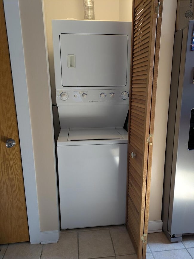 1511 W Pratt Blvd unit 3, Chicago, IL 60626 - photo 4