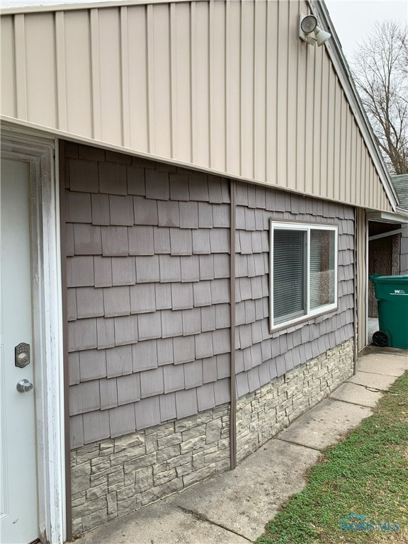 Bonus room/workshop in garage