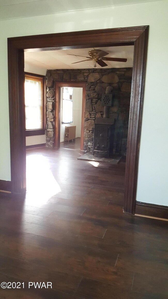 1053 Euclid Ave, Scranton, PA 18504 - photo 5