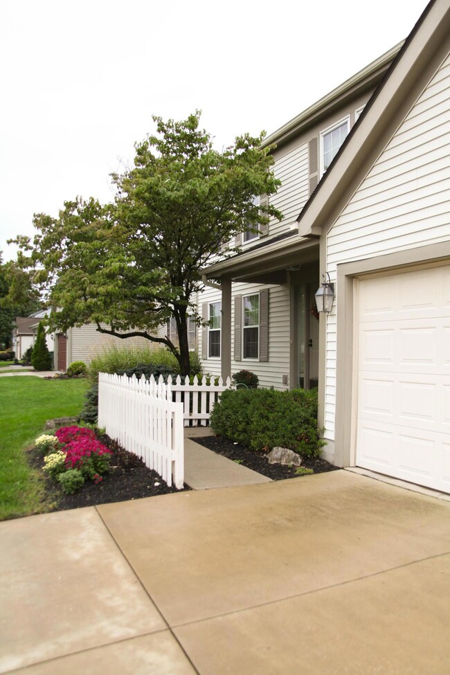 5576 Boulder Crest (3)