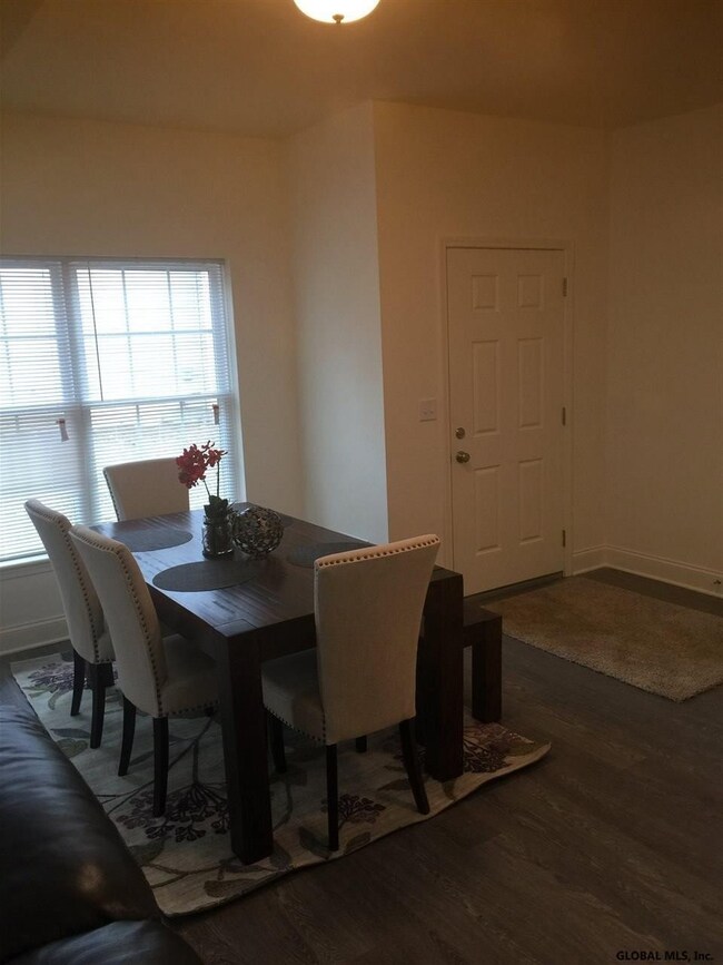 28 Reutter Dr, Selkirk, NY 12158 - photo 5