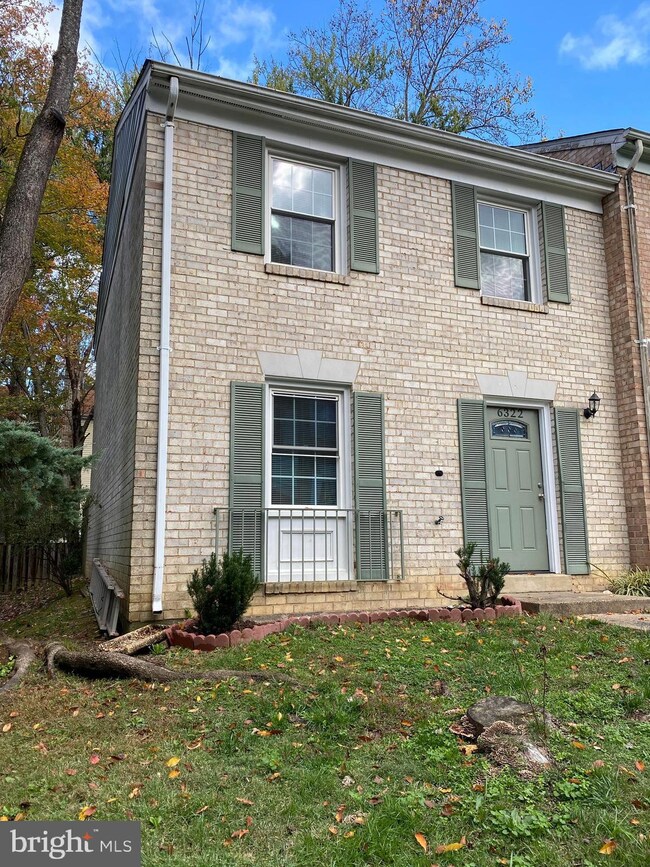 6322 Draco St, Burke, VA 22015 - photo 2