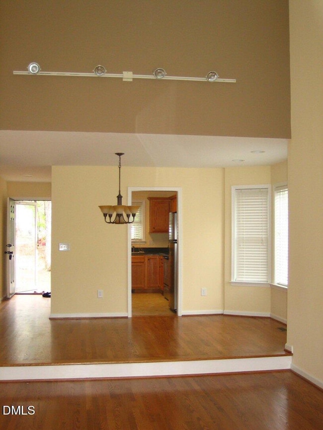 4708 Fargo Ct, Raleigh, NC 27612 - photo 3