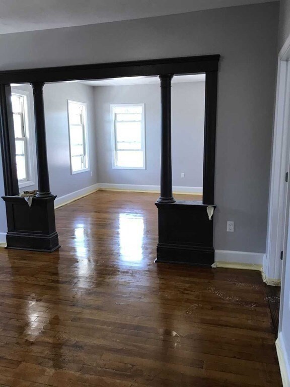 545 Park Ave unit 3, Worcester, MA 01603 - photo 3