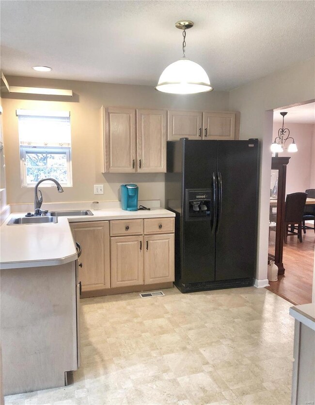 28 Santa Anita Dr, Maryville, IL 62062 - photo 7