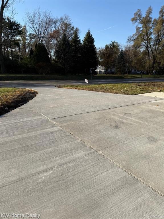 25630 W 10 Mile Rd, Southfield, MI 48033 - photo 4
