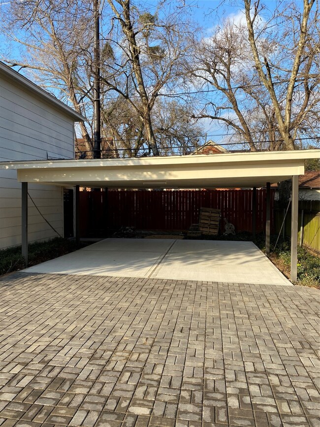 3437 1/2 Palm St, Houston, TX 77004 - photo 3