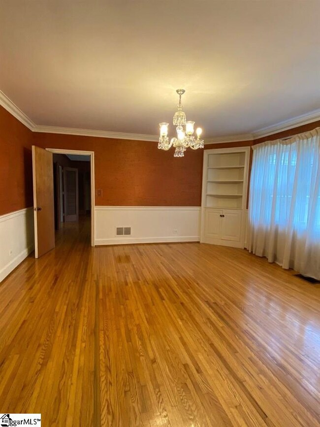 719 Pelham Rd, Greenville, SC 29615 - photo 6