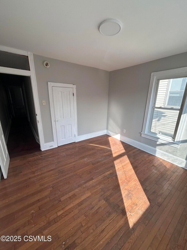 343 W Main St, Bloomsburg, PA 17815 - photo 6