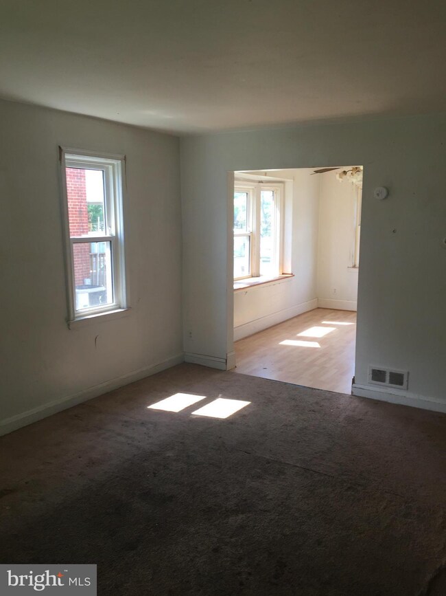 910 Middlesex Rd, Essex, MD 21221 - photo 3