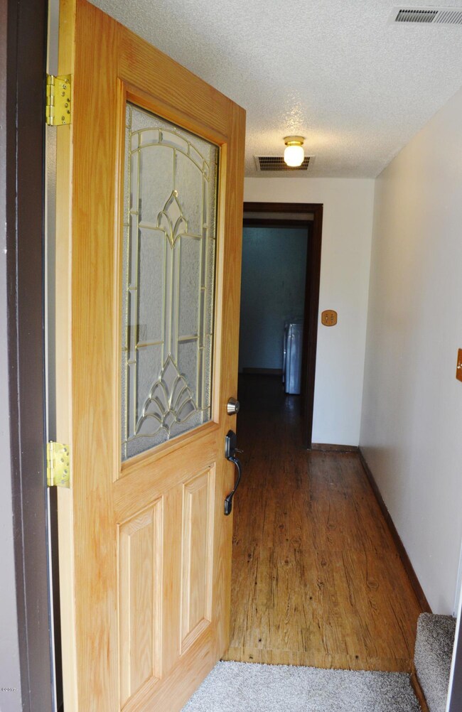 760 SE 4th Toledo 004