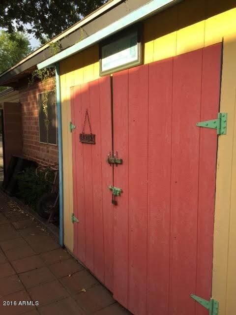 Montecito gardening shed