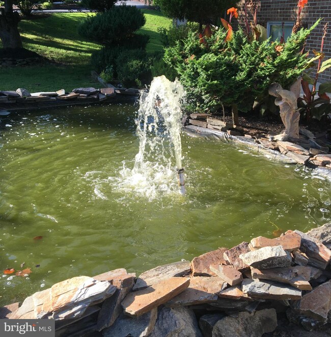 8700 Norman Dr, White Plains, MD 20695 - photo 3