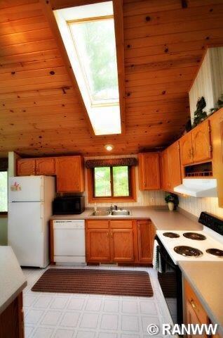 26932 Hopkins Rd, Webster, WI 54893 - photo 5