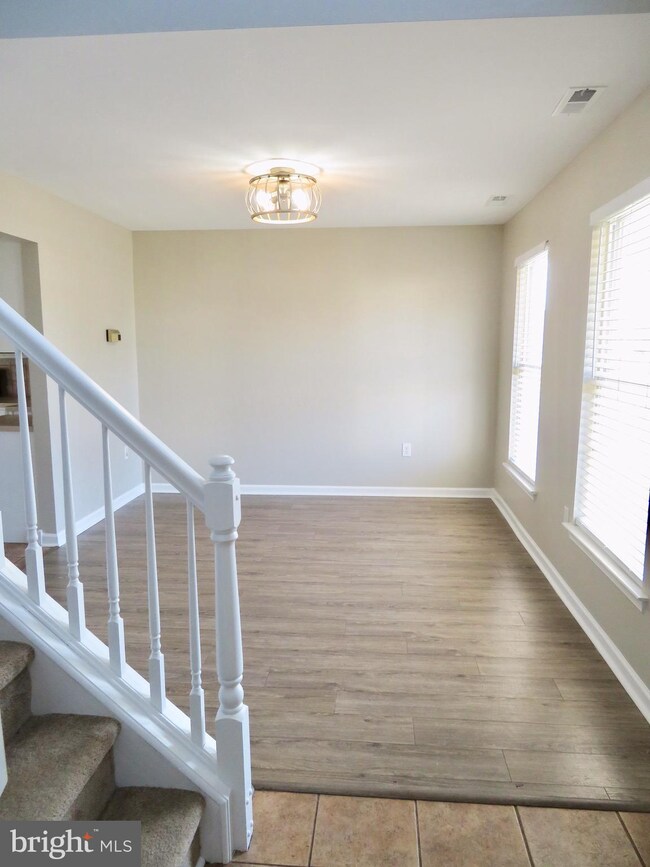 76 Sunset Dr, Mount Royal, NJ 08061 - photo 4