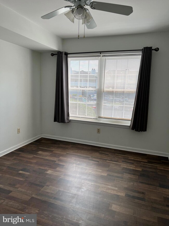 2204 Waters Edge Dr unit 45, Newark, DE 19702 - photo 7