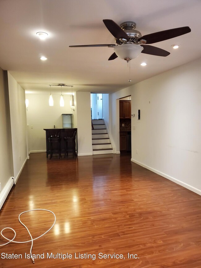 47 Lamped Loop unit A1, Staten Island, NY 10314 - photo 6