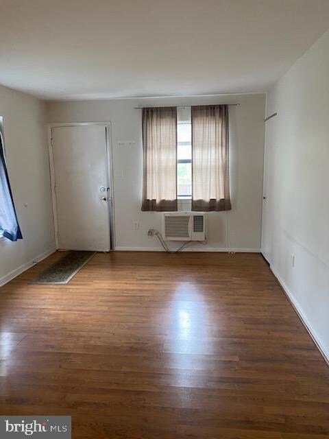 1334 W Wyomissing Ct, Reading, PA 19609 - photo 2