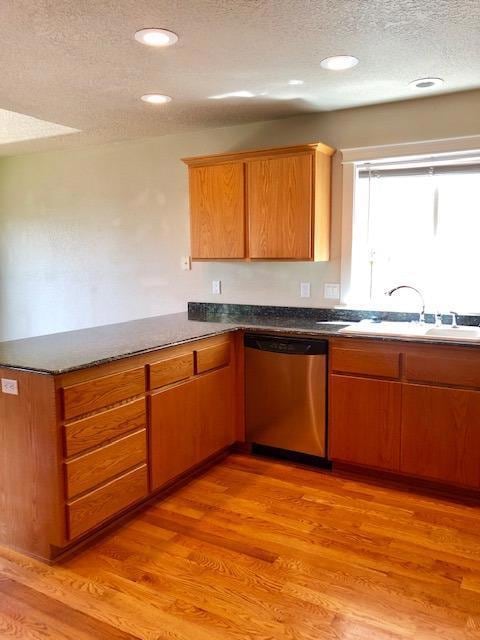 1066 Cathedral Way, Central Point, OR 97502 - photo 4