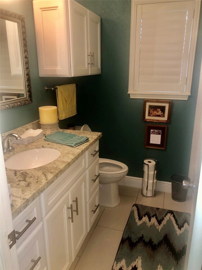 10906 Gulf Bridge Ct, Houston, TX 77075 - photo 7