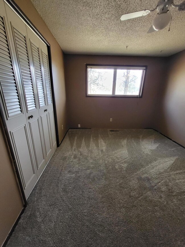 22963 Manzanita Ct, Bend, OR 97701 - photo 7