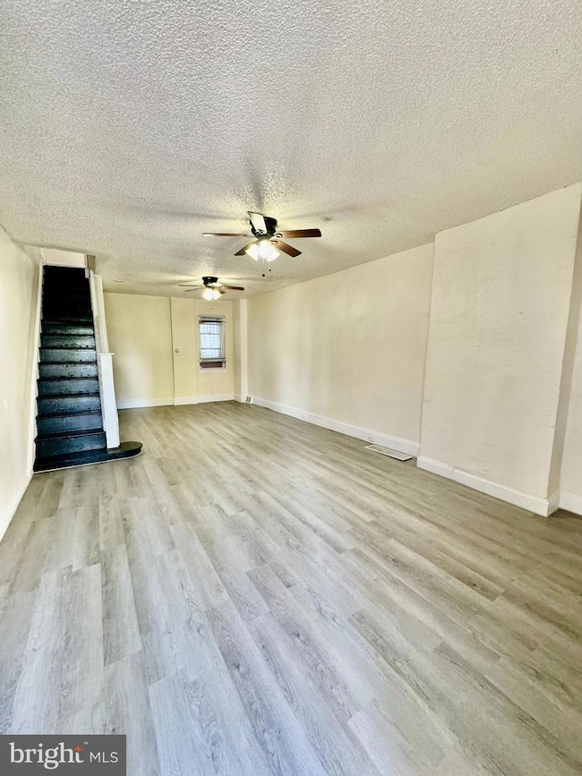 5668 Heiskell St, Philadelphia, PA 19144 - photo 2