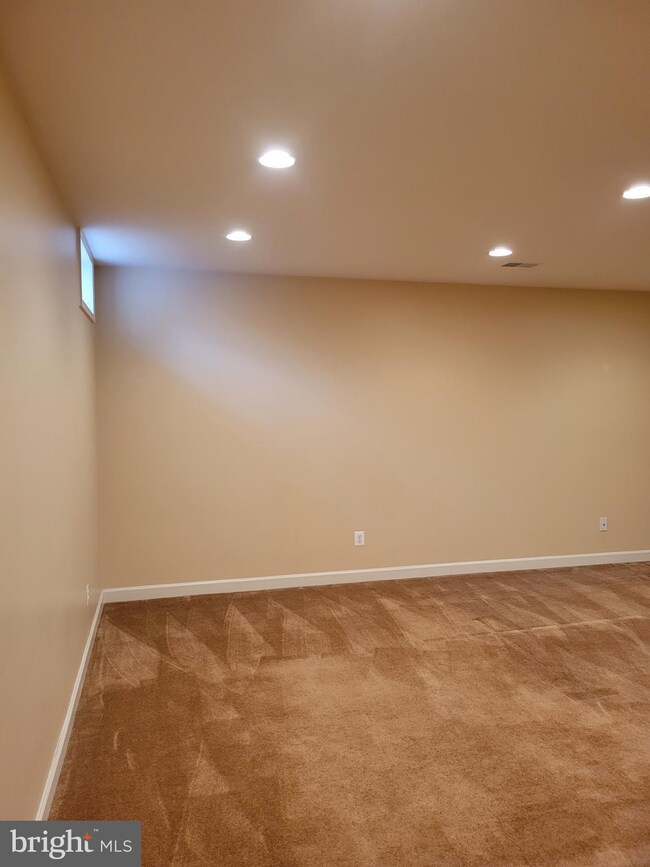 6601 Etherington Ct unit 4, Manassas, VA 20112 - photo 5