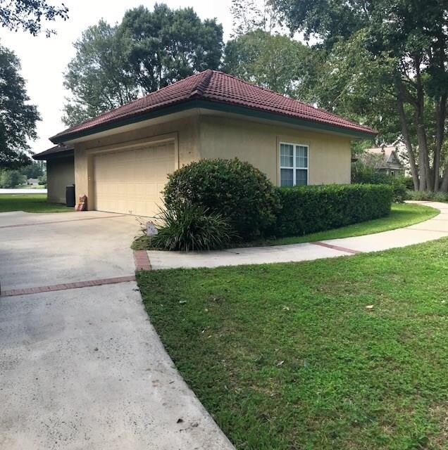 2 car garage