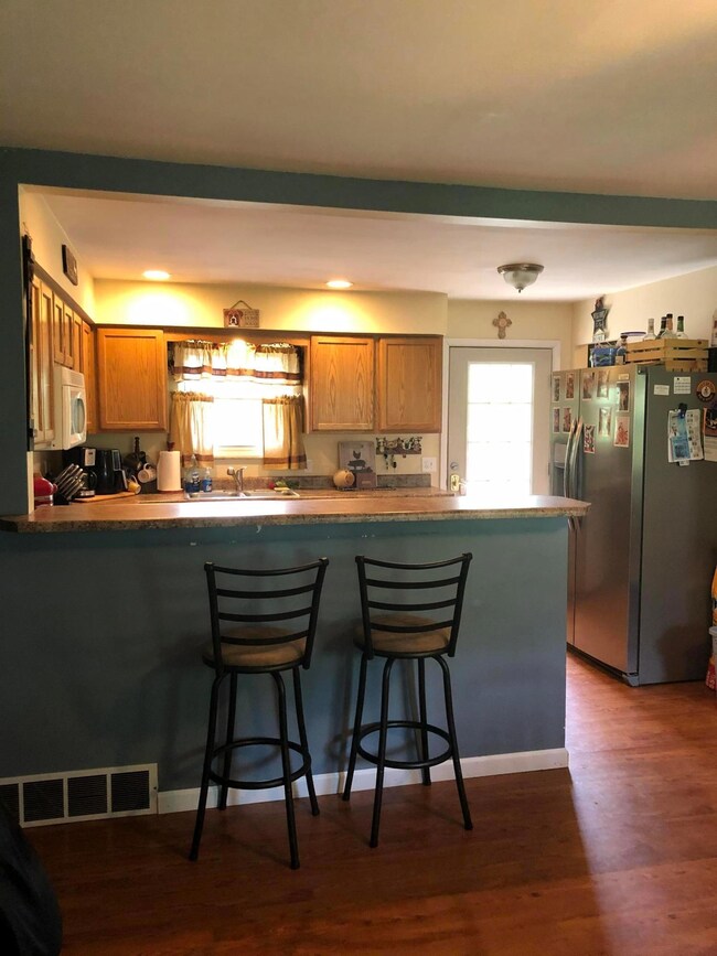 5953A6F0-9C20-4E2E-A6B2-44F5A4AF6326