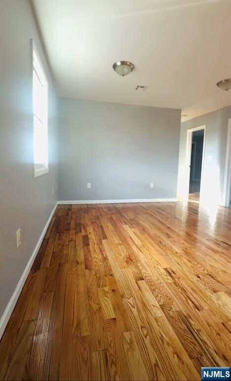 10 Tillinghast St, Newark, NJ 07108 - photo 7