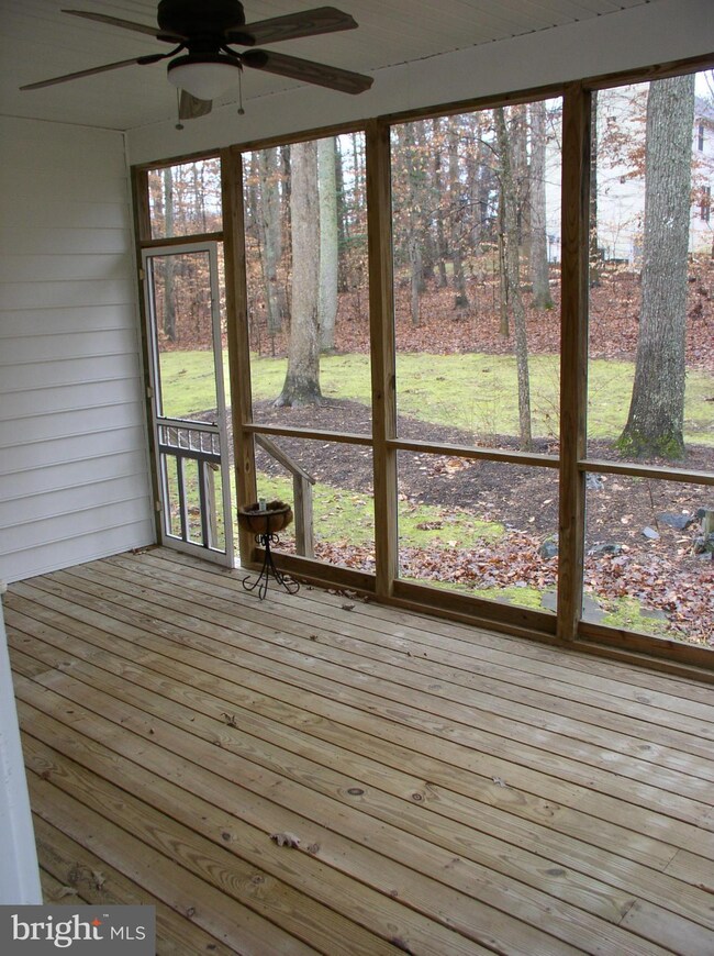 10620 King Eider Ct, Spotsylvania, VA 22553 - photo 6