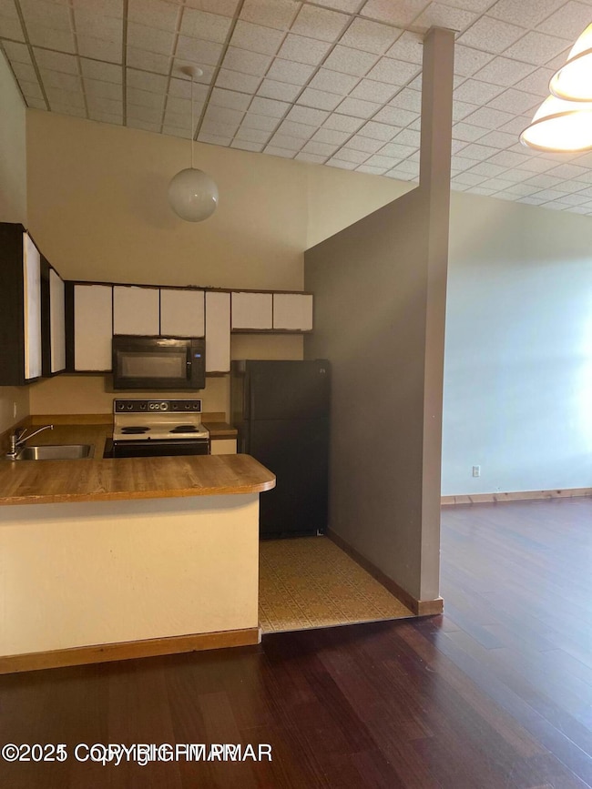 252 Harris St, East Stroudsburg, PA 18301 - photo 6