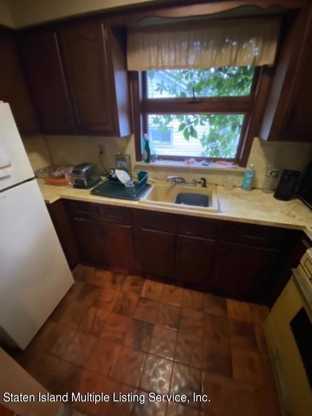 GOODALL KITCHEN