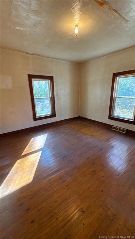 1076 S Indiana Ave, Sellersburg, IN 47172 - photo 6