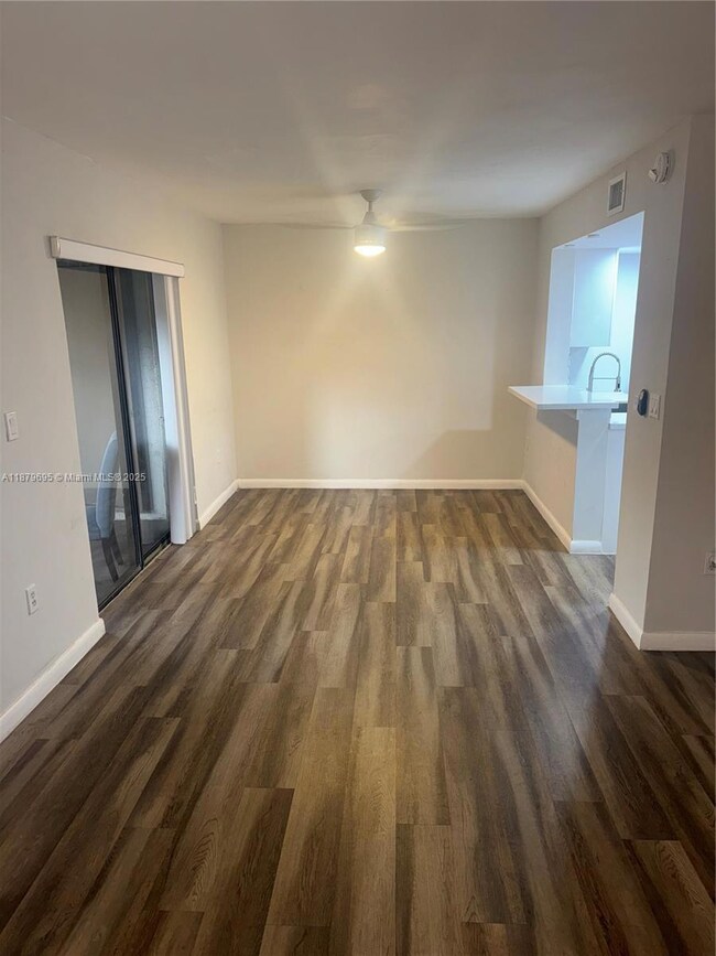 3183 Coral Lake Dr unit 3183, Coral Springs, FL 33065 - photo 7