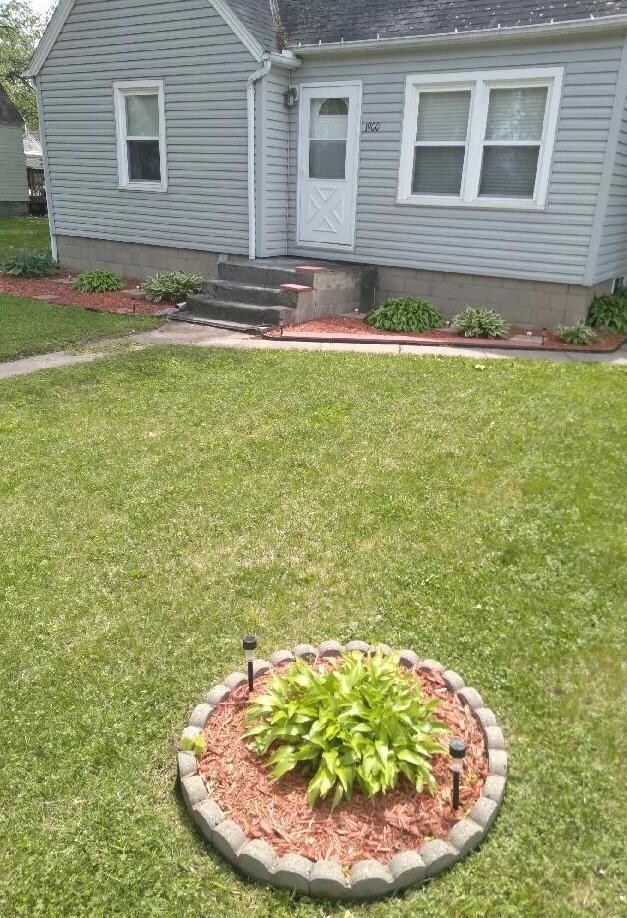 1900 SE Marshall St, Albert Lea, MN 56007 - photo 2