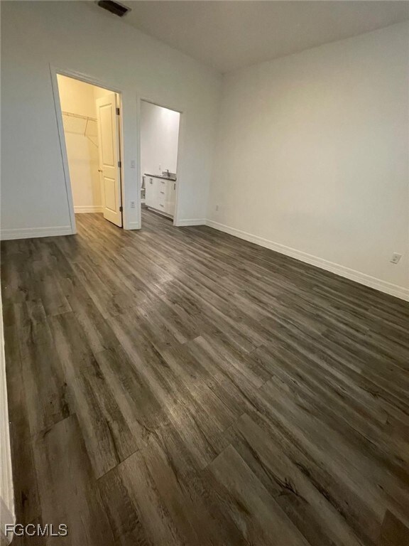 8027 Buttercup Cir, Labelle, FL 33935 - photo 6