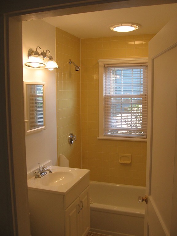 9 Glenmore Terrace unit 1, Newton Highlands, MA 02461 - photo 7