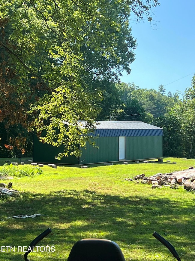 114 E C Noe Rd, Coalfield, TN 37840 - photo 5