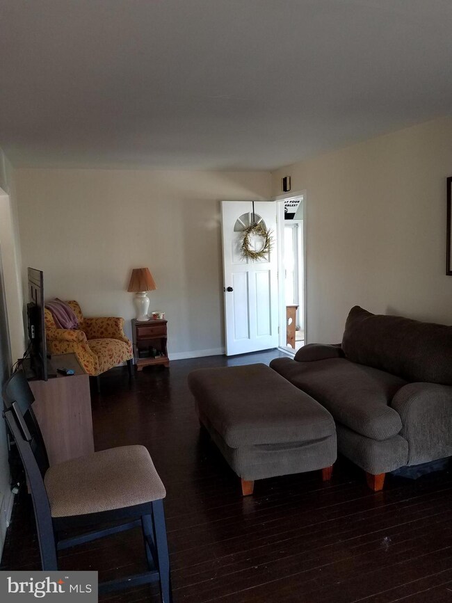 241 I St, Penns Grove, NJ 08069 - photo 7