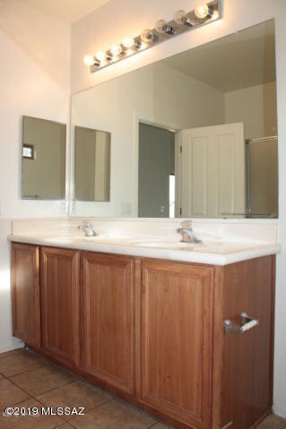 8309 N Wind Swept Ln, Tucson, AZ 85743 - photo 5