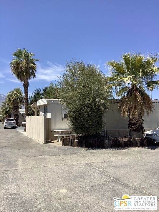 70875 Dillon Rd unit 86, Desert Hot Springs, CA 92241 - photo 2