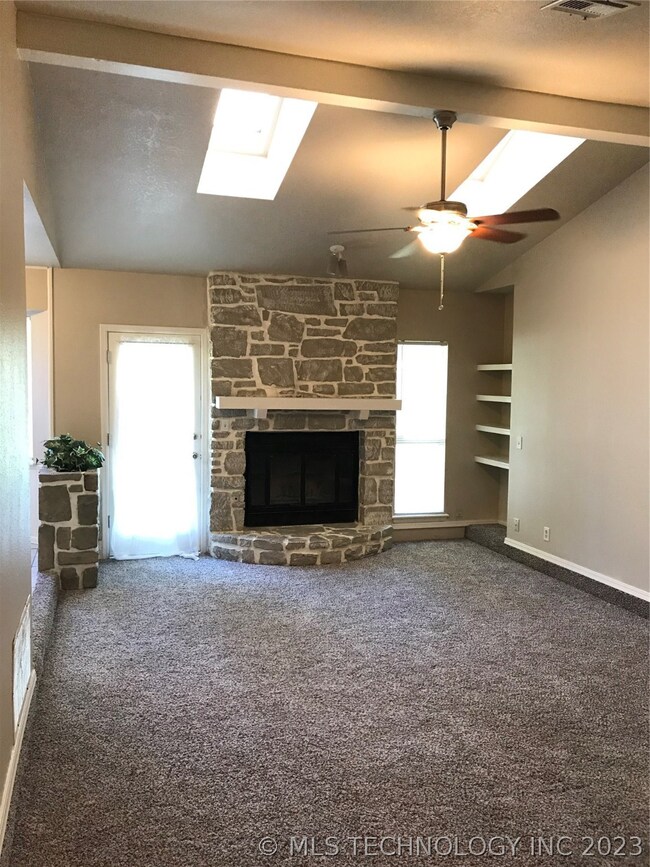 3113 S Poplar Ave, Broken Arrow, OK 74012 - photo 3